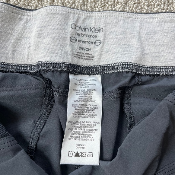 Calvin Klein capris - Picture 4 of 5